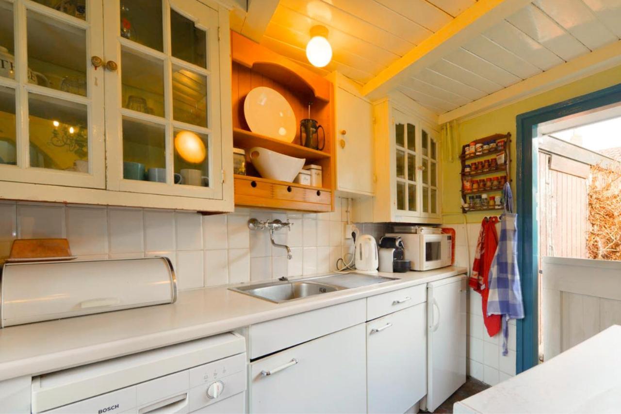 Rustic Retreat: Fireplace, Bbq, + Forest Access Burgh-Haamstede Extérieur photo